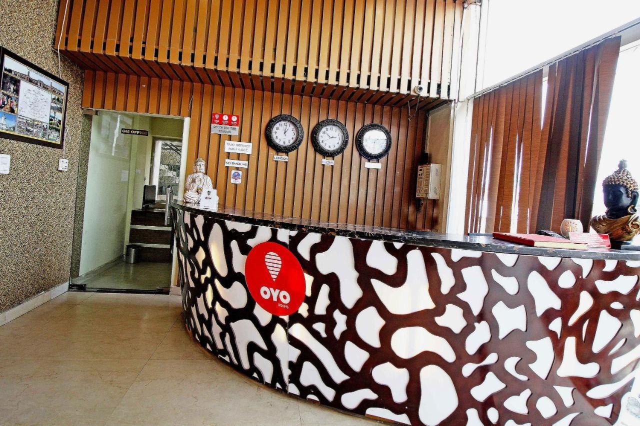Oyo 4964 Golden Oyster Suites Dehradun Luaran gambar